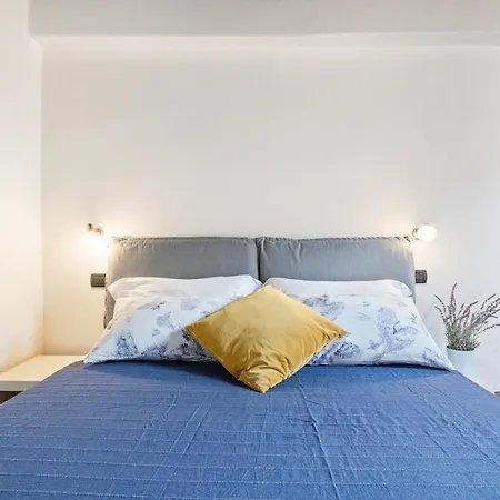 Apartment Piazza Dei Tribunali